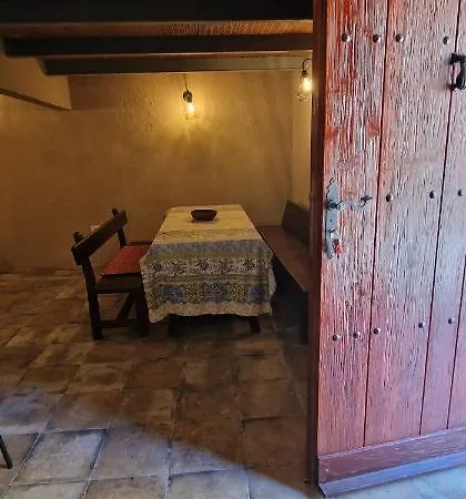 El Cau De Cal Viola Apartmán
